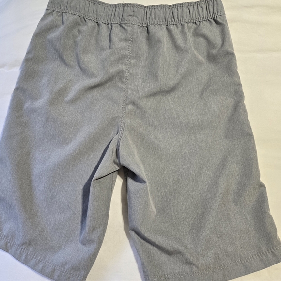 Hurley Grey Shorts, Kids L - Picture 3 of 4